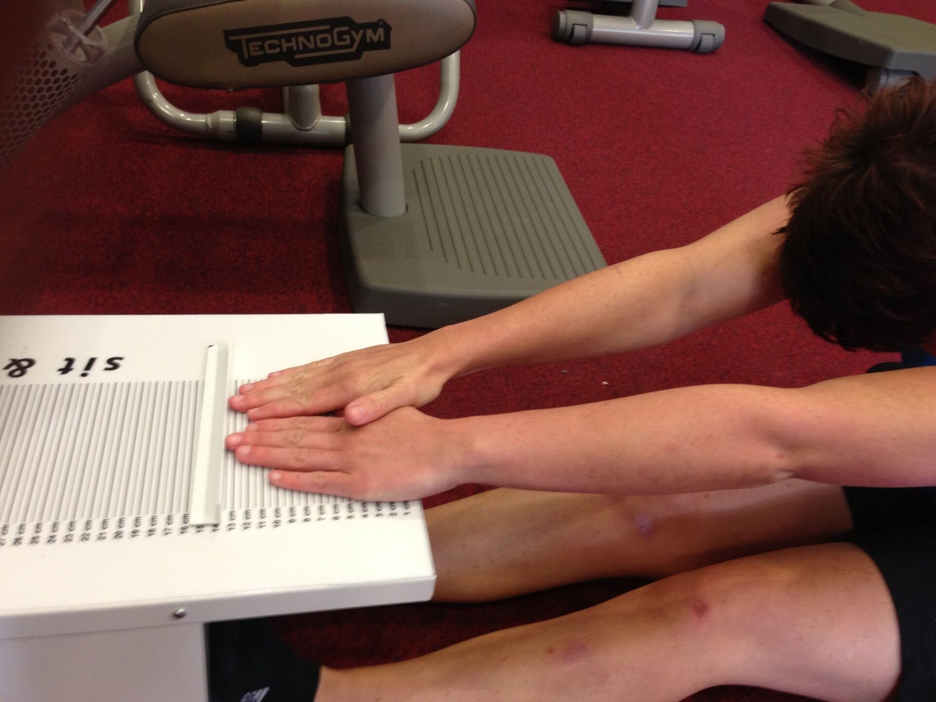 Μετρηση ευλυγισίας κάτω άκρων